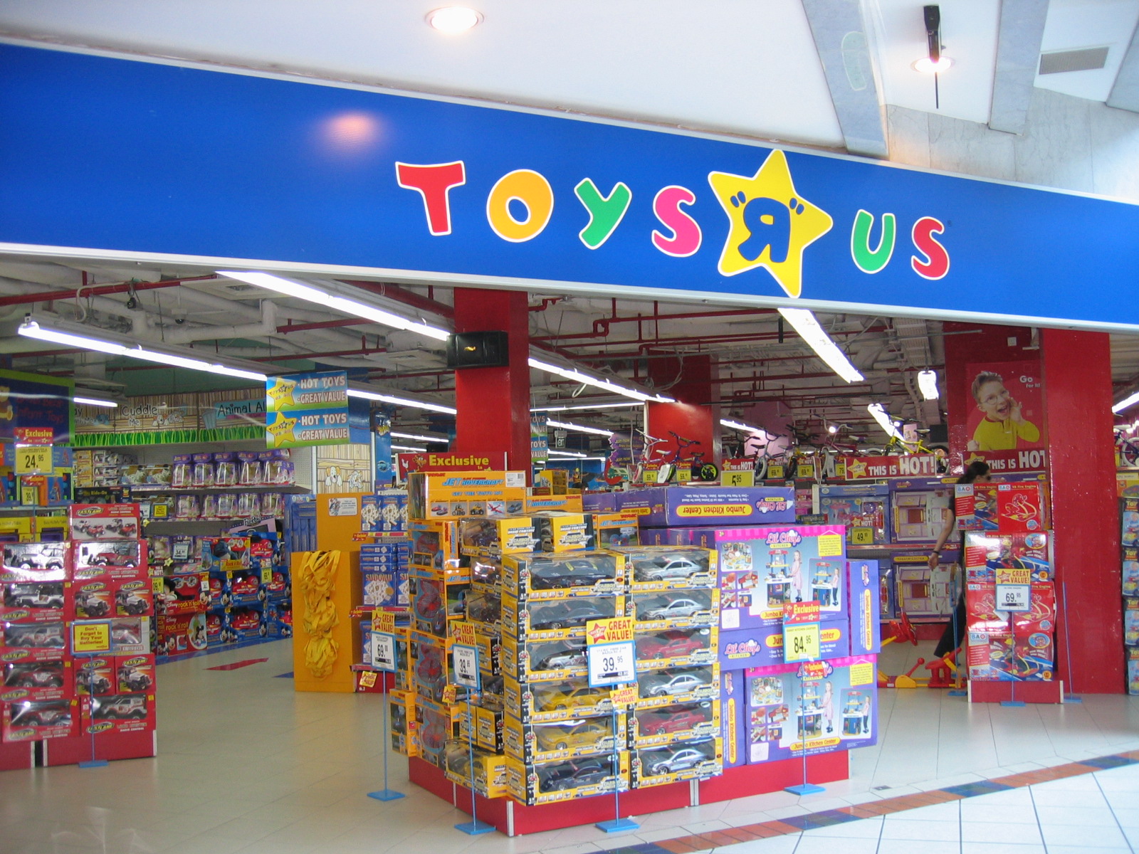 What the collapse of Toys R Us can tell us about immigration